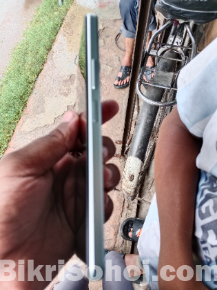 vivo y18